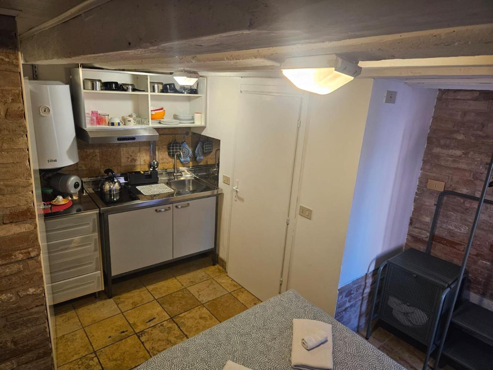 Lovely Apartment 207042-Loc-03236 Венеція Екстер'єр фото